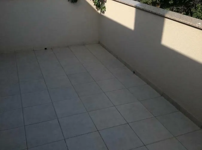 Juric * Biograd Na Moru